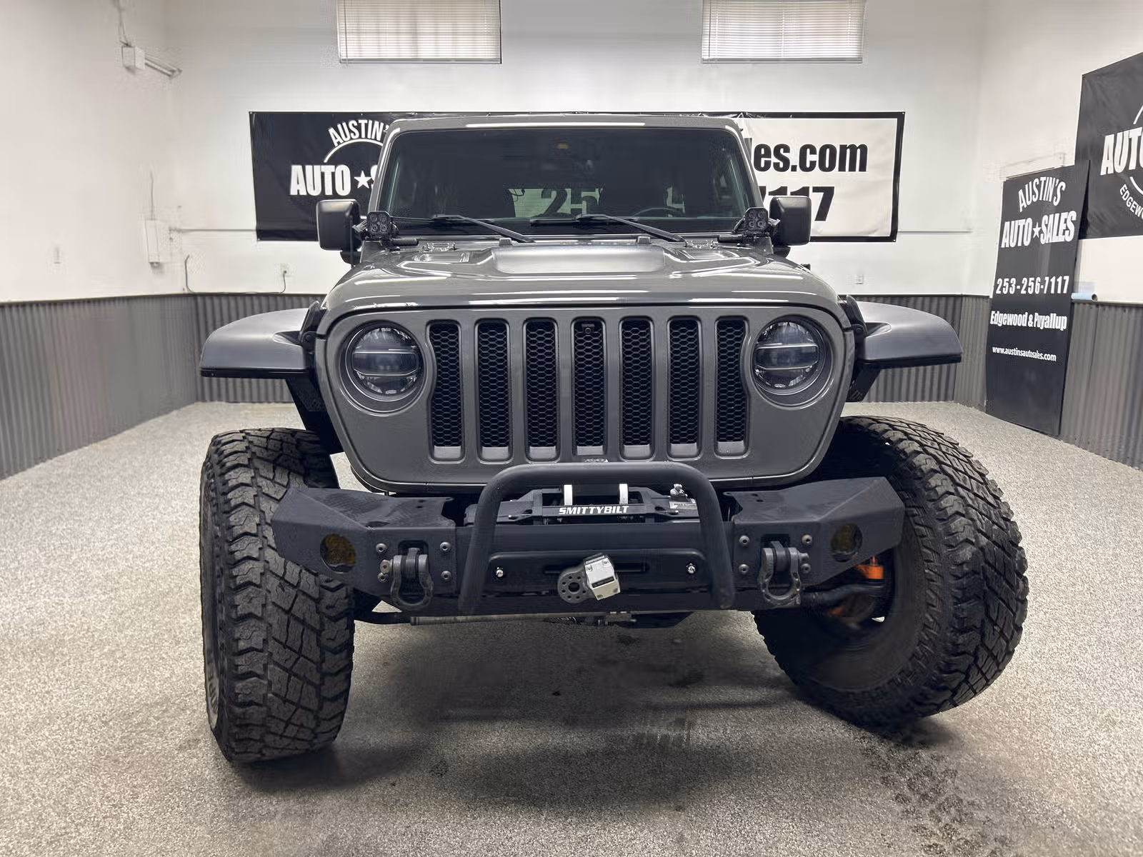 2019 Jeep Wrangler Unlimited Rubicon Upper Image 2