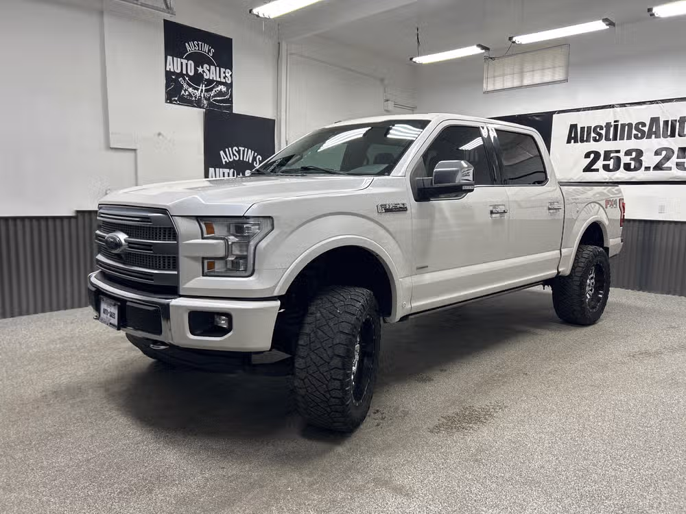 2016 Ford F-150 Platinum SuperCrew Lower Image 1