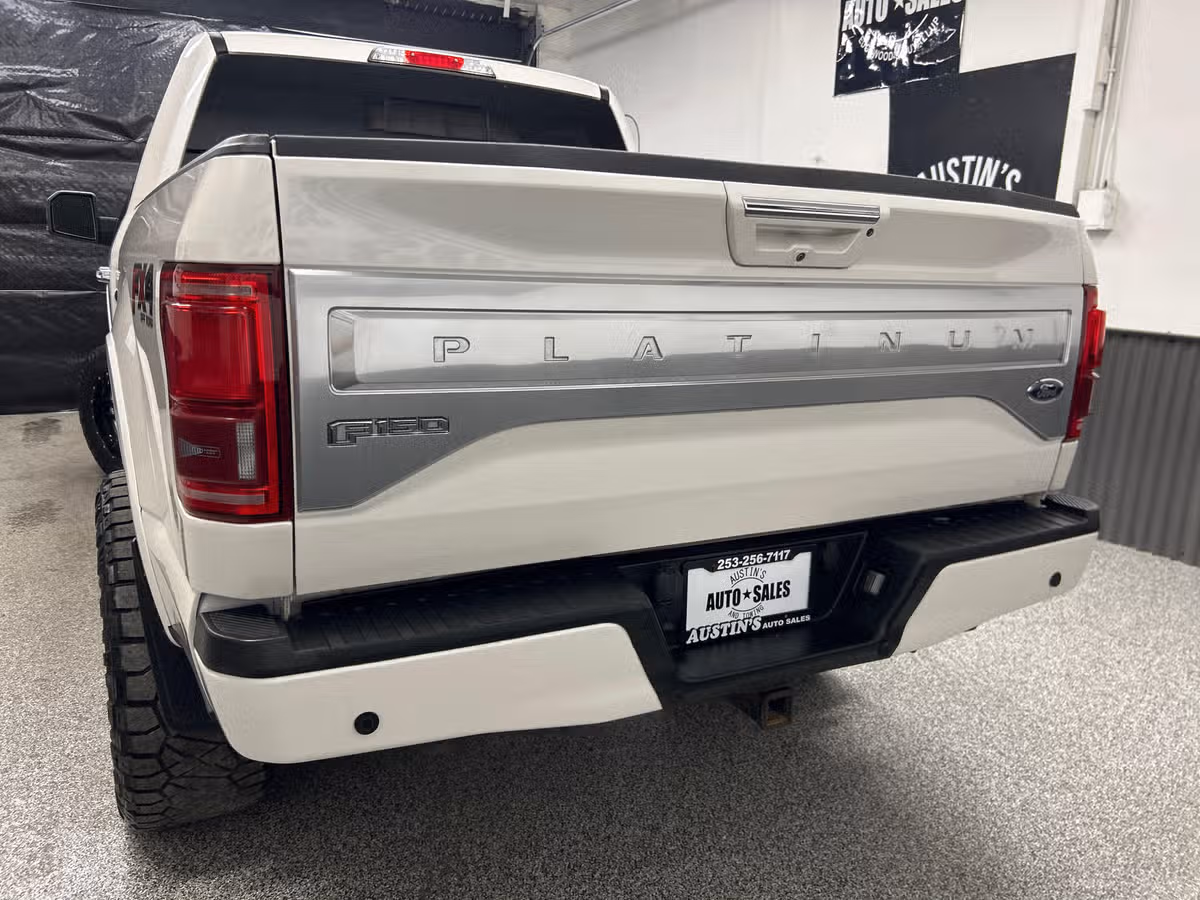 2016 Ford F-150 Platinum SuperCrew Image 5