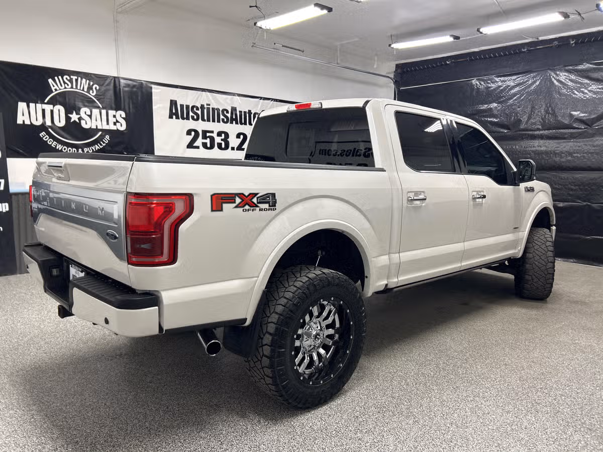 2016 Ford F-150 Platinum SuperCrew Image 6