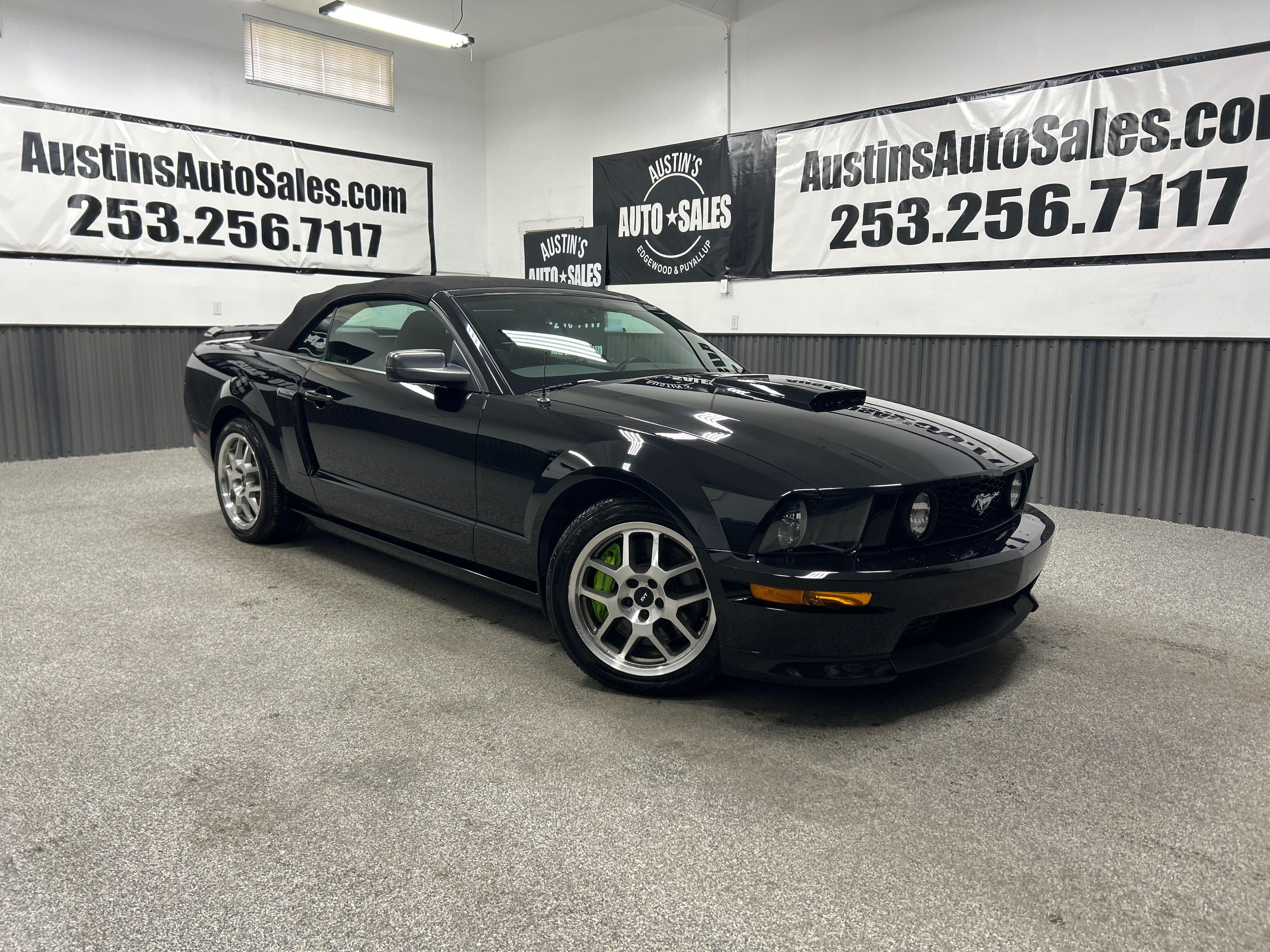 2009 Ford Mustang's photo