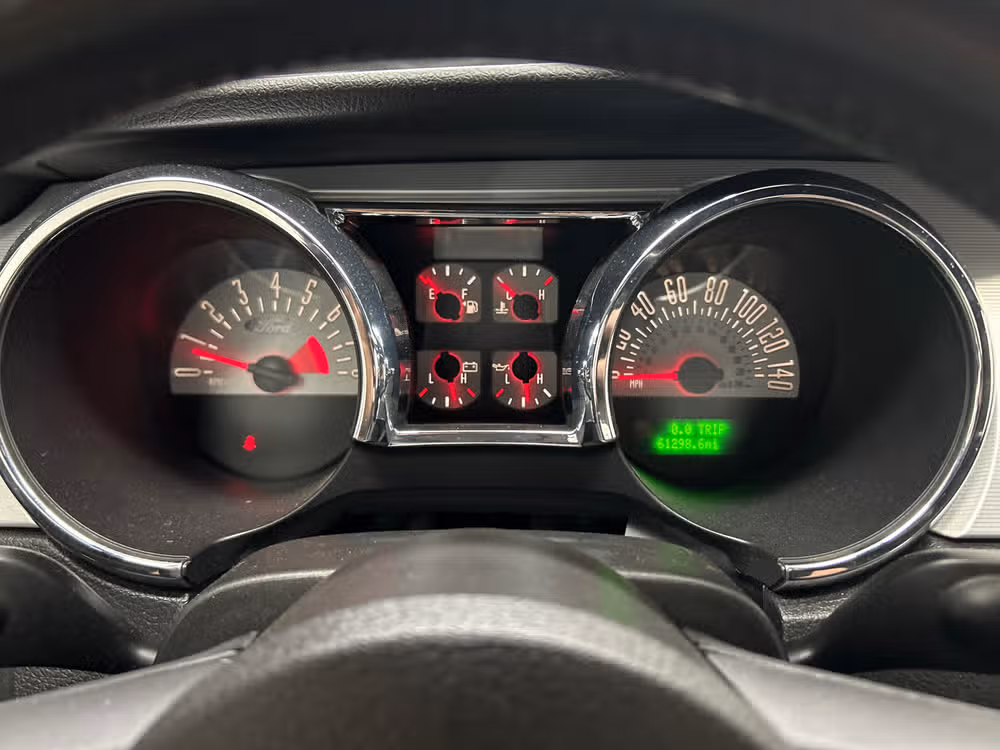 2009 Ford Mustang GT Premium Image 18