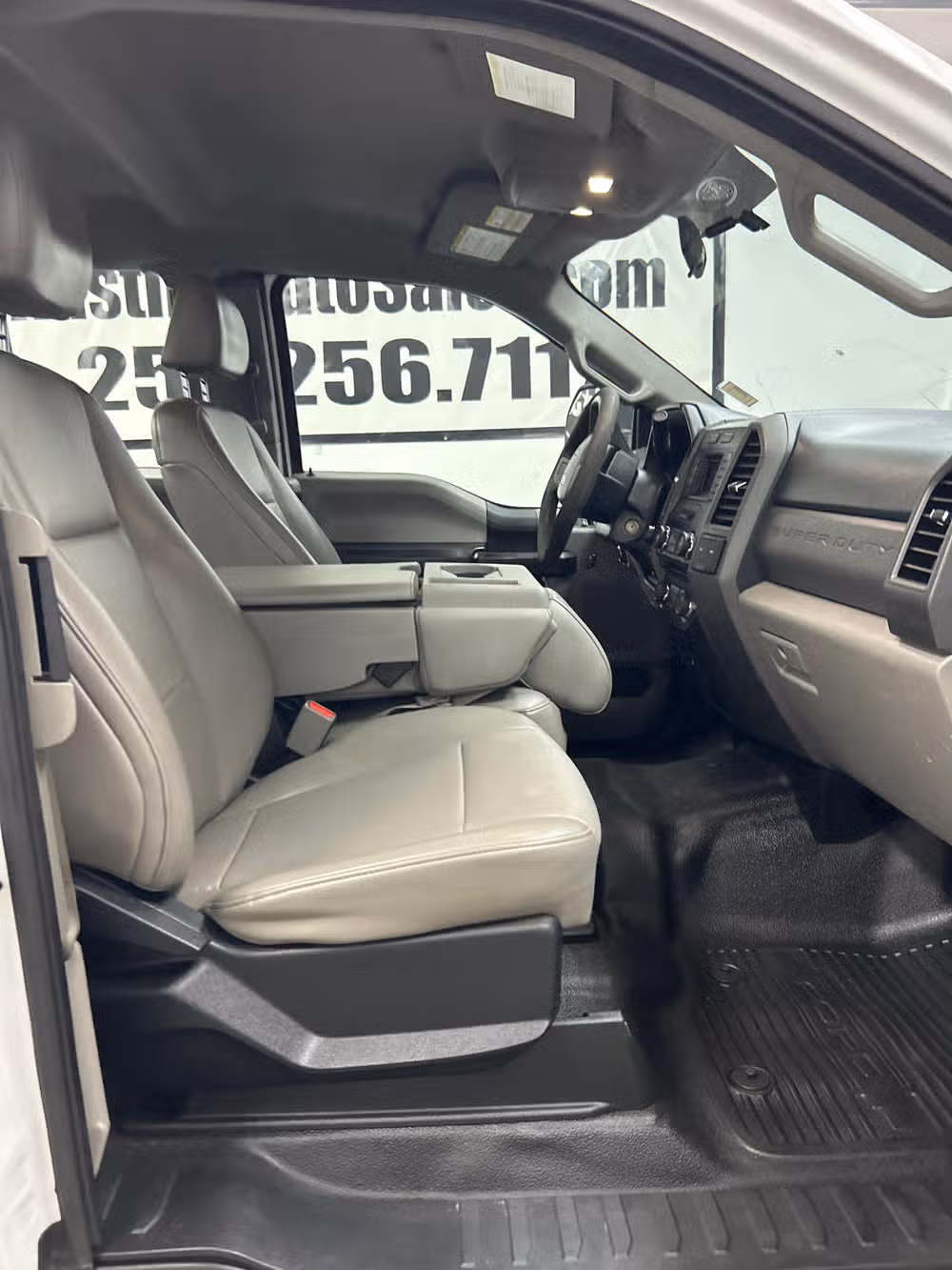 2017 Ford F-250 Super Duty XL SuperCab Image 11