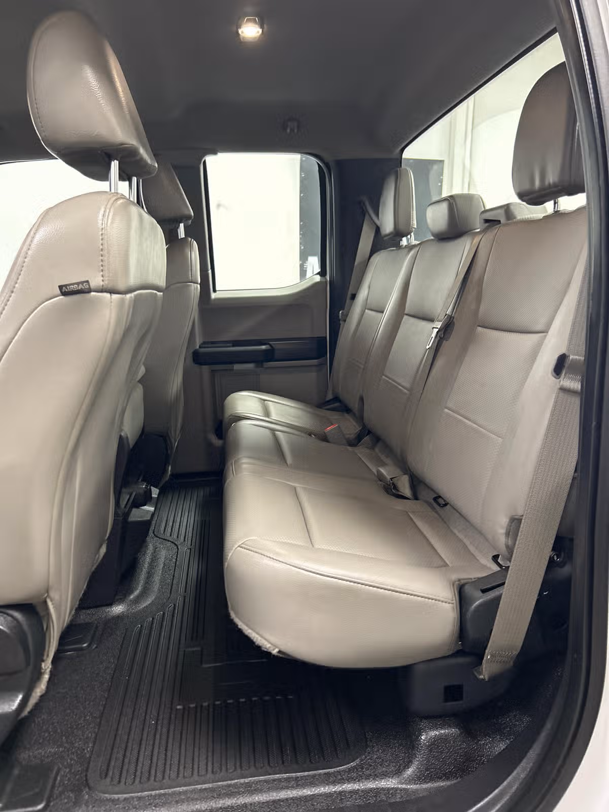 2017 Ford F-250 Super Duty XL SuperCab Image 10
