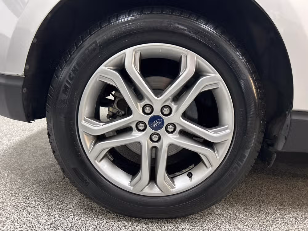 2015 Ford Edge Titanium Image 6