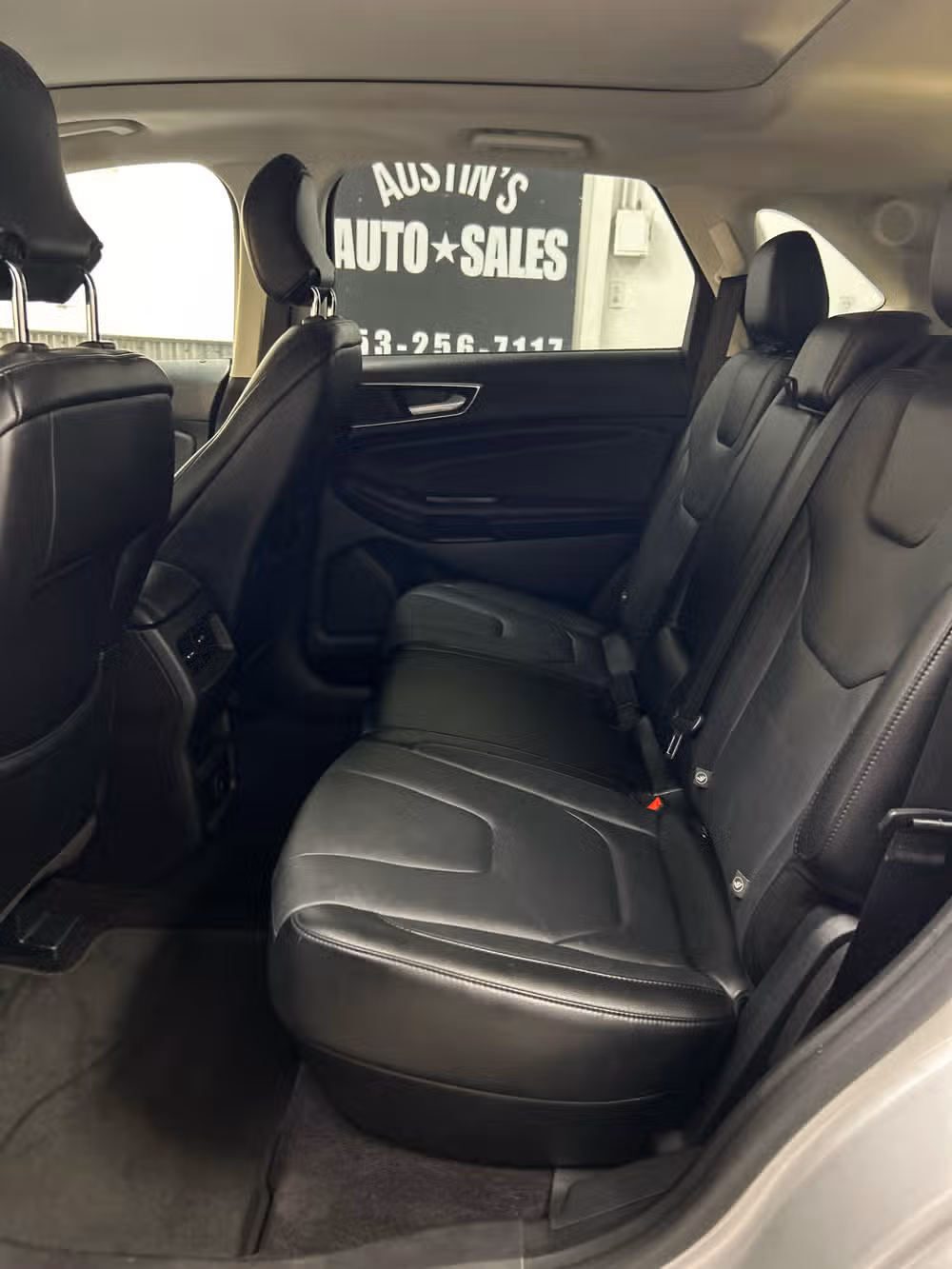 2015 Ford Edge Titanium Image 9