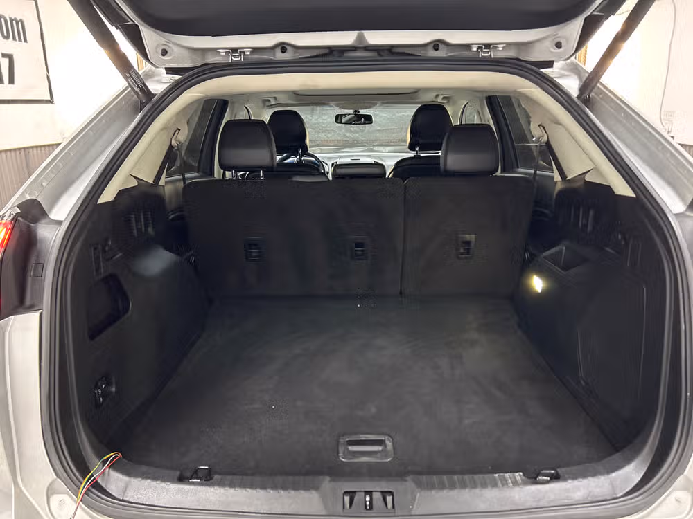 2015 Ford Edge Titanium Image 11