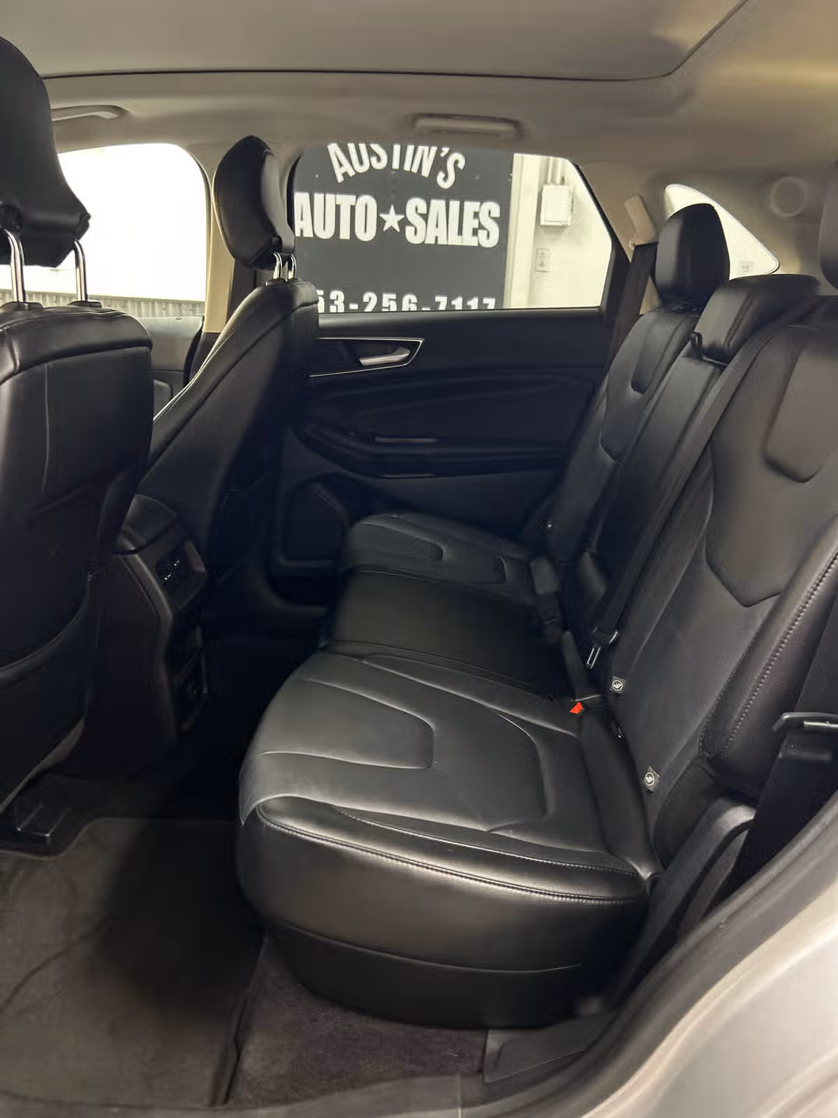 2015 Ford Edge Titanium Image 9