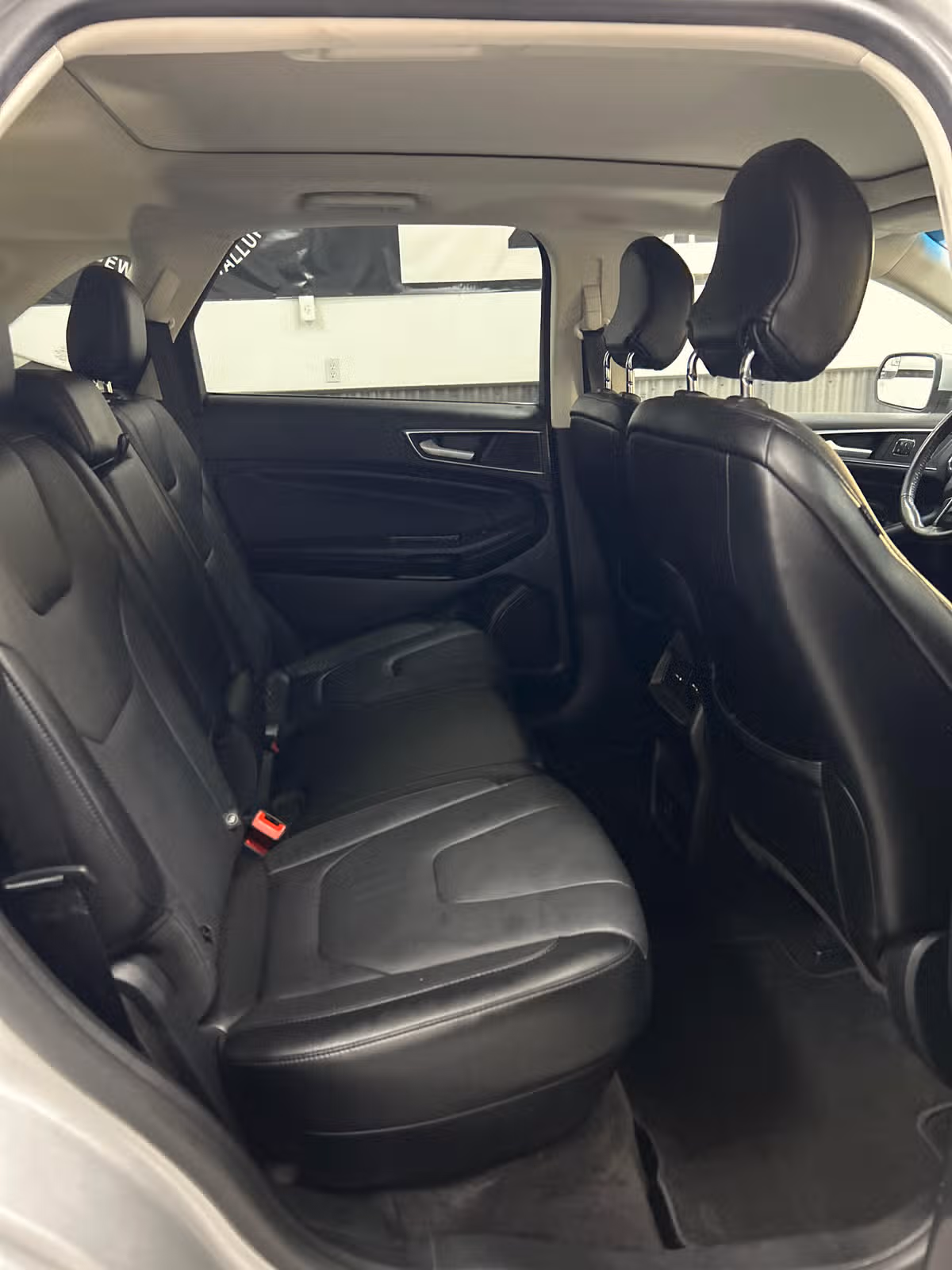 2015 Ford Edge Titanium Image 12
