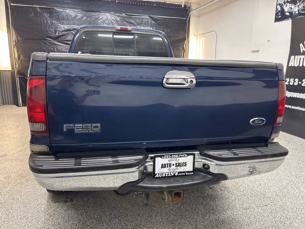 2001 Ford F-250 Super Duty Lariat SuperCab Image 5