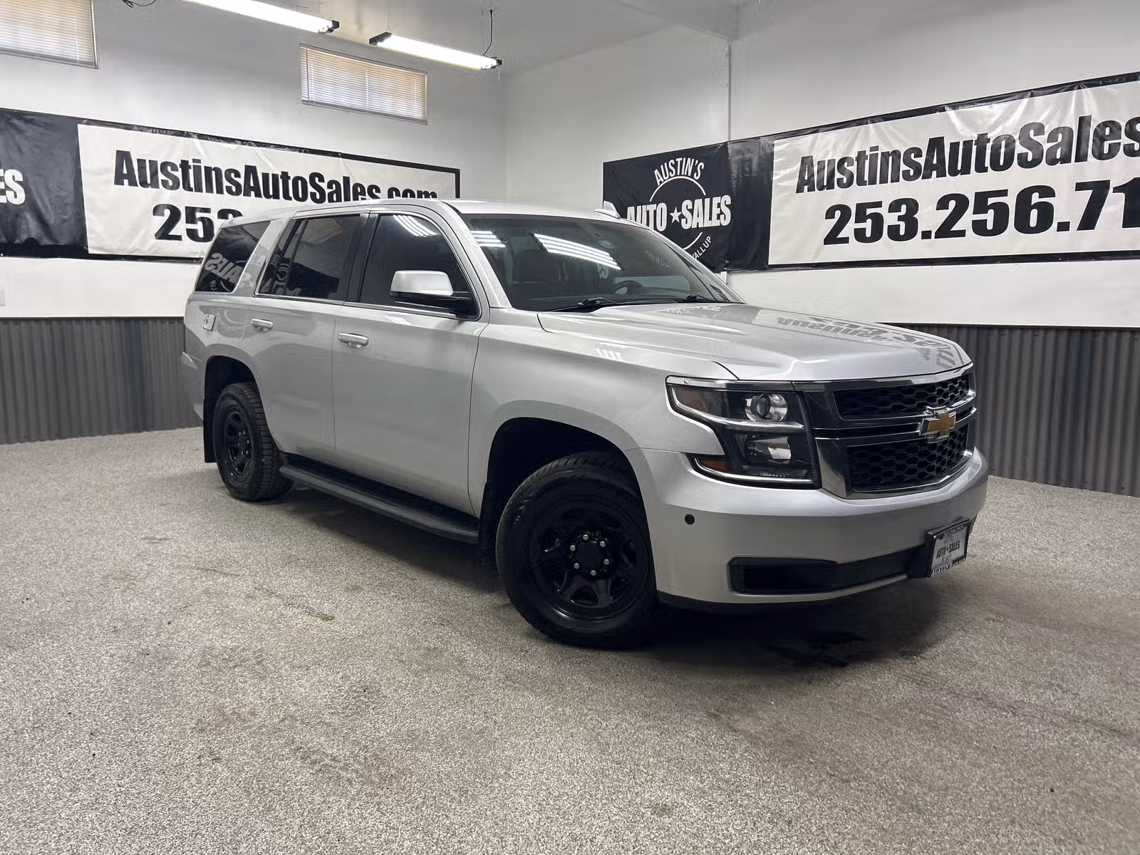 2015 Chevrolet Tahoe Police Upper Image 1