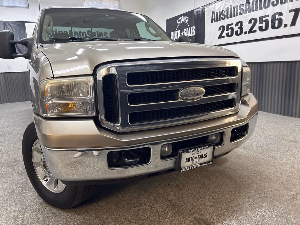 2006 Ford F-250 Super Duty XLT SuperCab Image 2