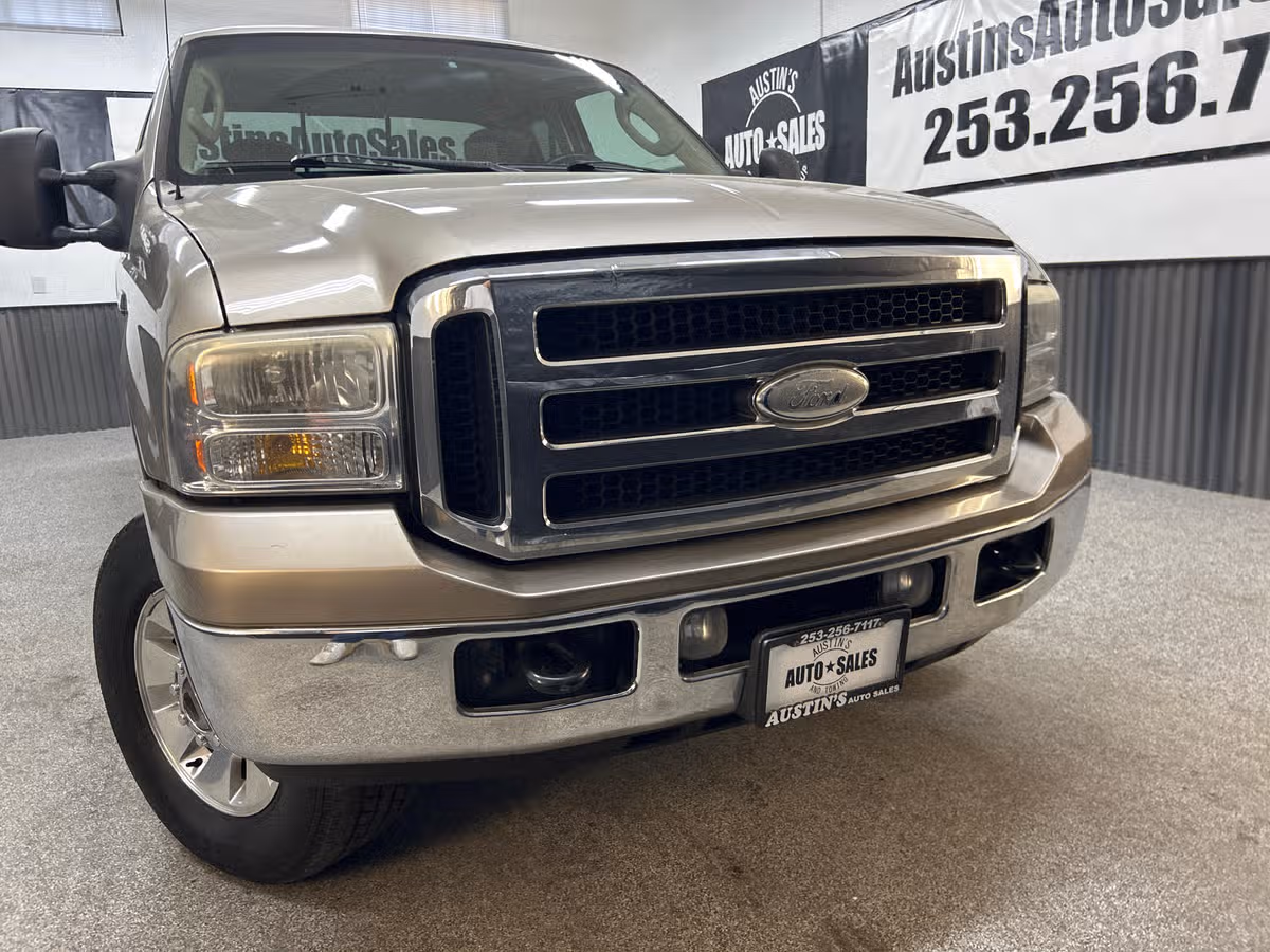 2006 Ford F-250 Super Duty XLT SuperCab Image 2