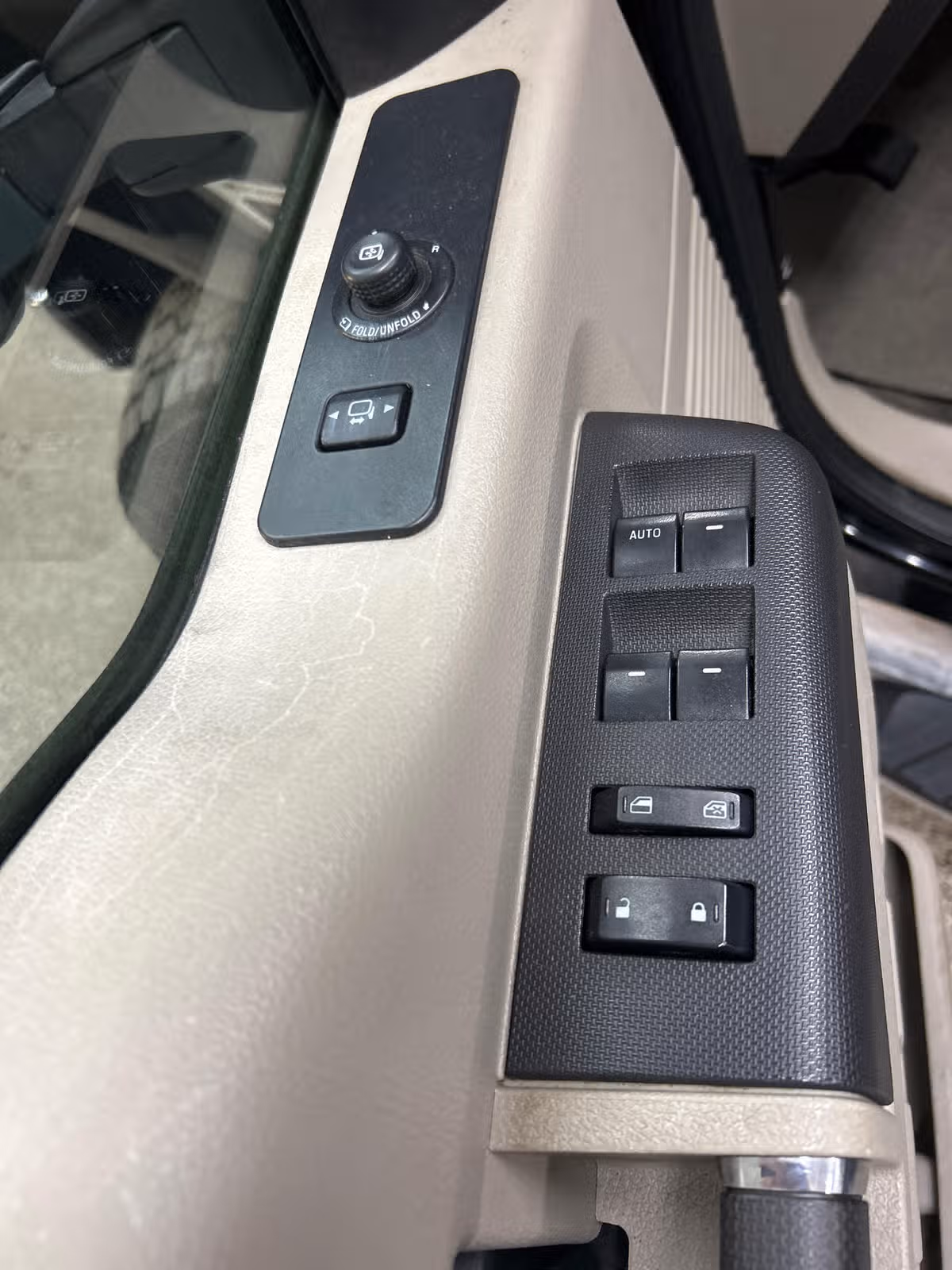 2009 Ford F-250 Super Duty XLT Crew Cab Image 9