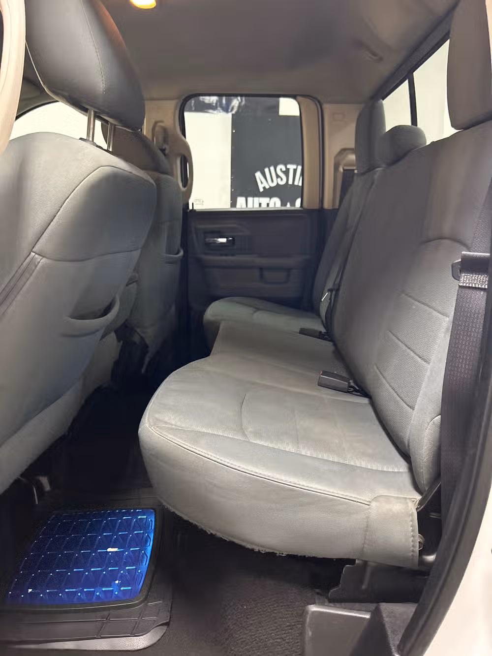 2013 Ram 1500 SLT Quad Cab Image 10