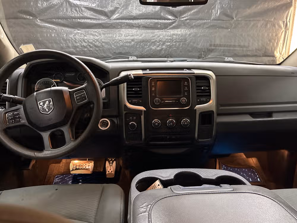 2013 Ram 1500 SLT Quad Cab Image 11