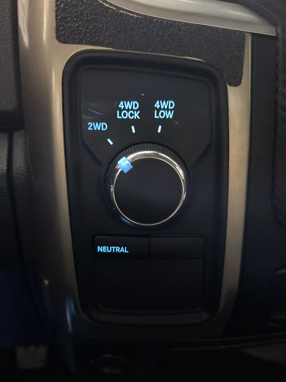 2013 Ram 1500 SLT Quad Cab Image 14
