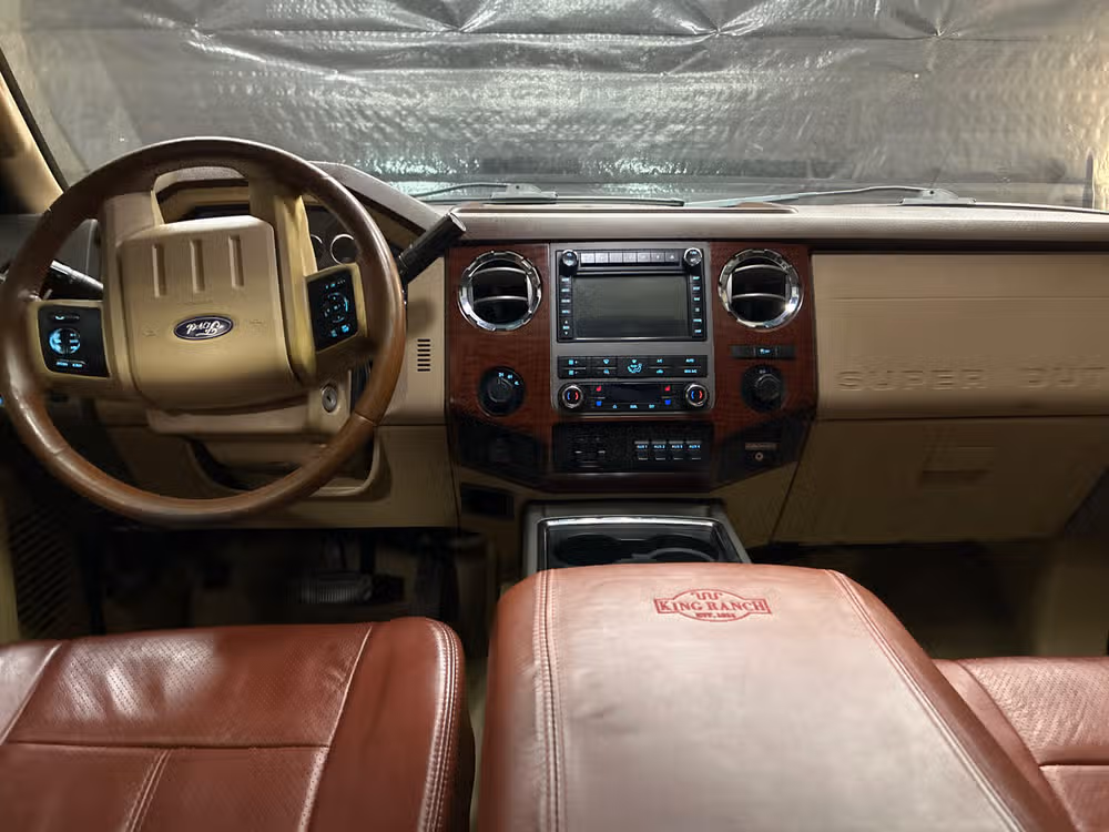 2011 Ford F-250 Super Duty King Ranch Crew Cab Image 10