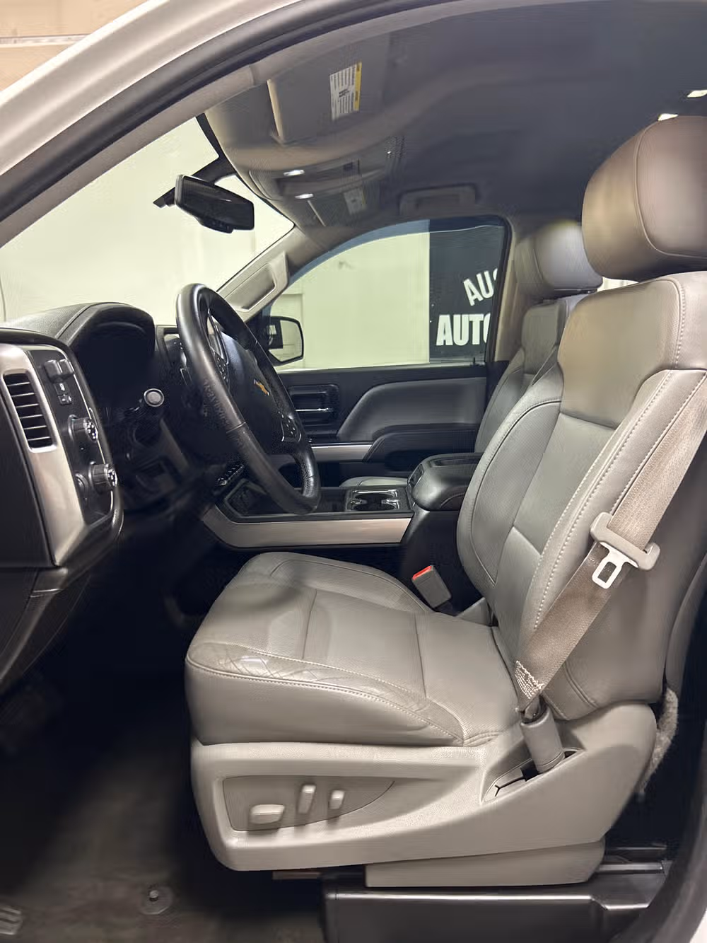 2014 Chevrolet Silverado 1500 LTZ Z71 Double Cab Image 8