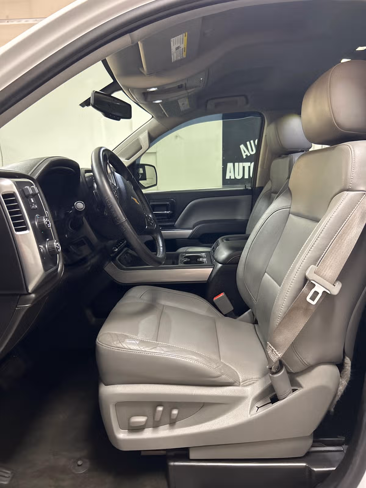 2014 Chevrolet Silverado 1500 LTZ Z71 Double Cab Image 8