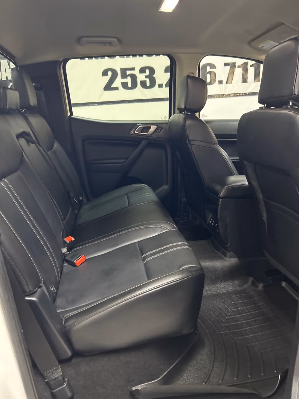 2019 Ford Ranger Lariat SuperCrew Image 12