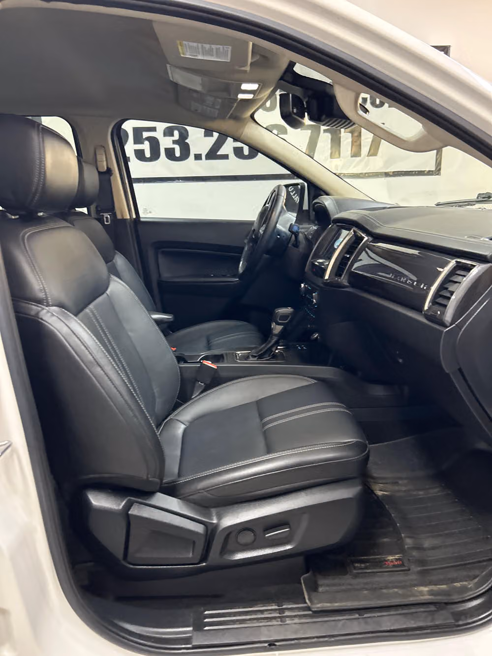 2019 Ford Ranger Lariat SuperCrew Image 13