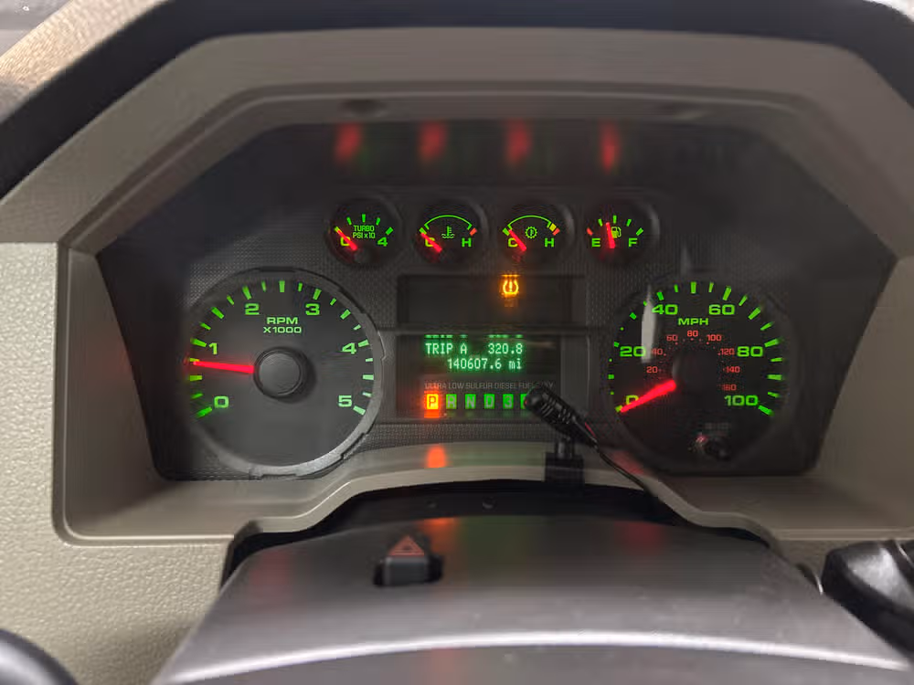 2010 Ford F-250 Super Duty Lariat Crew Cab Image 16
