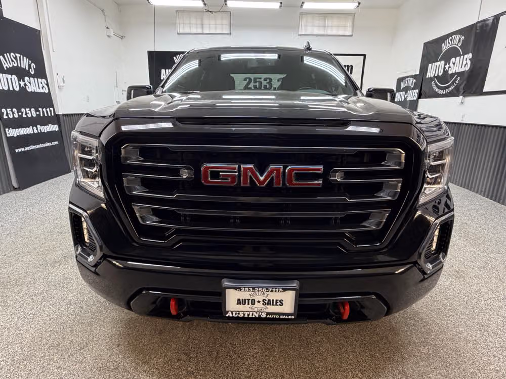 2021 GMC Sierra 1500 AT4 Crew Cab Image 5