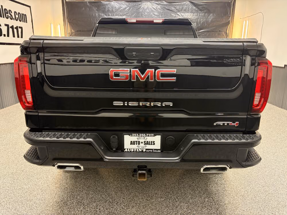 2021 GMC Sierra 1500 AT4 Crew Cab Image 4