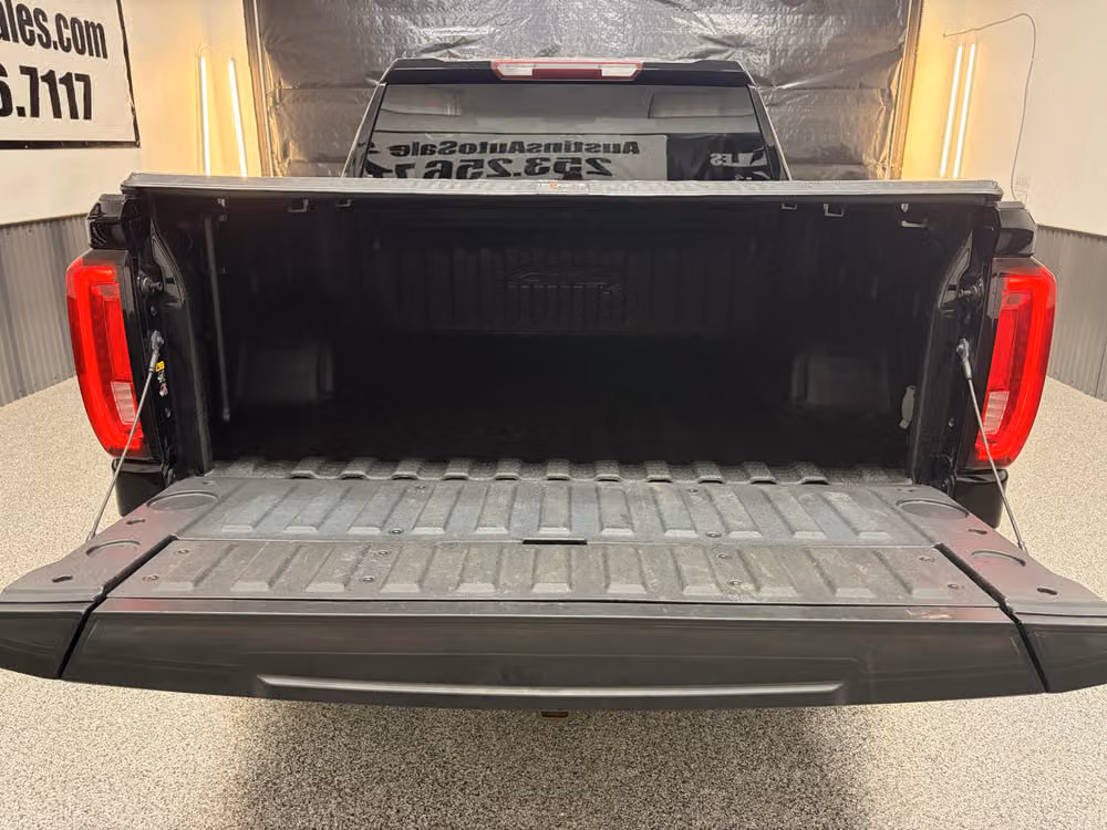 2021 GMC Sierra 1500 AT4 Crew Cab Image 22