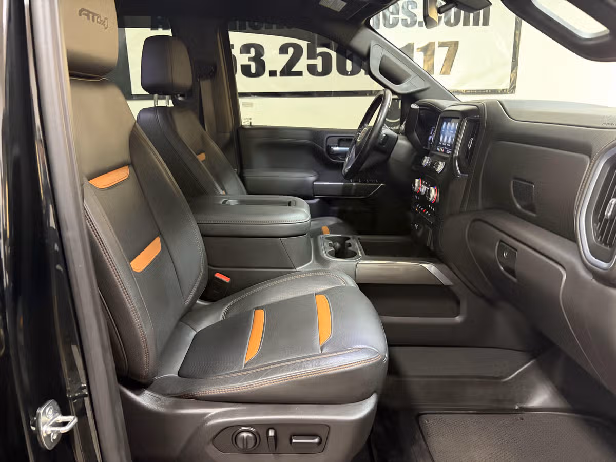 2021 GMC Sierra 1500 AT4 Crew Cab Image 24