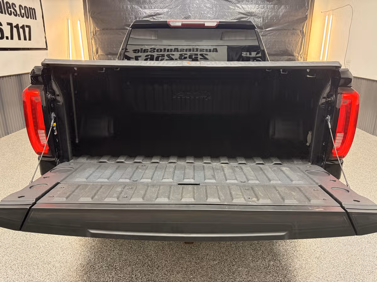 2021 GMC Sierra 1500 AT4 Crew Cab Image 22
