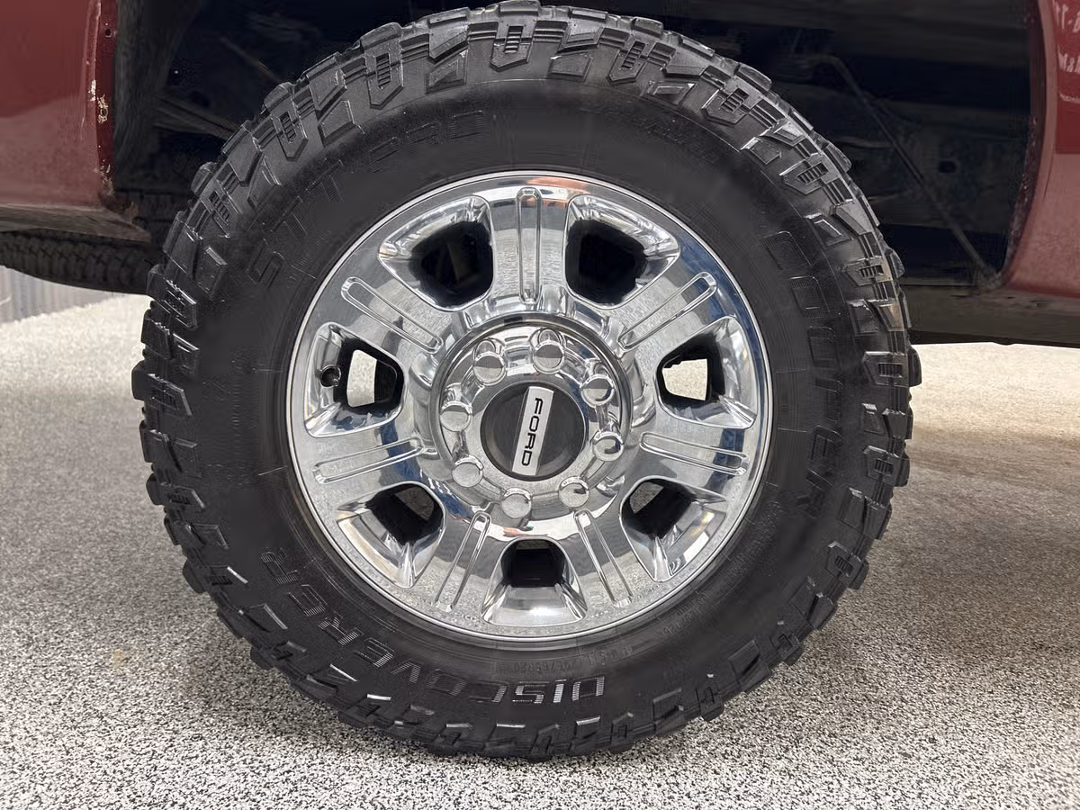 2012 Ford F-350 Super Duty Lariat Crew Cab Image 7