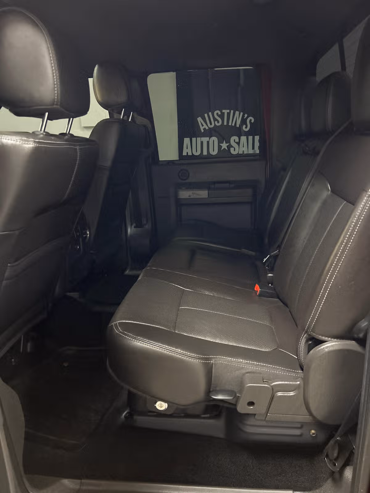 2012 Ford F-350 Super Duty Lariat Crew Cab Image 10