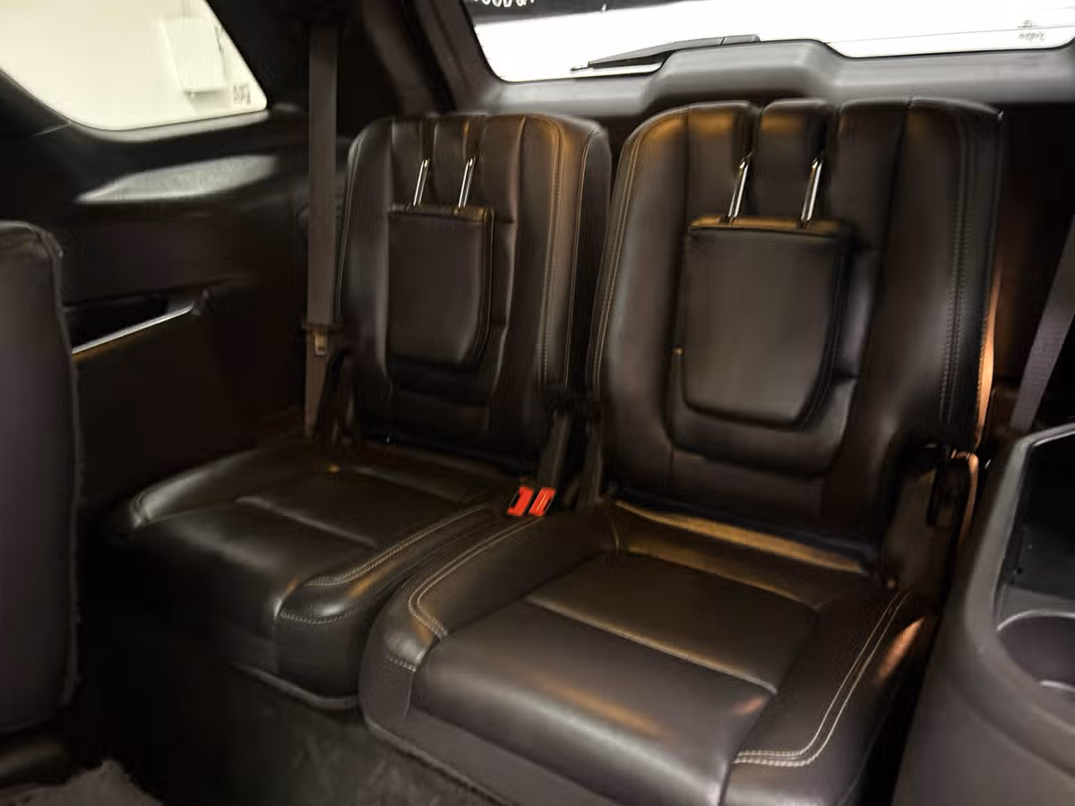2015 Ford Explorer Sport Image 12