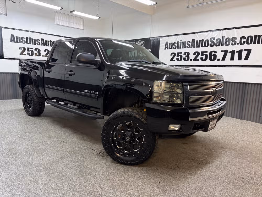 12282 - 2011 Chevrolet Silverado 1500 LT Crew Cab