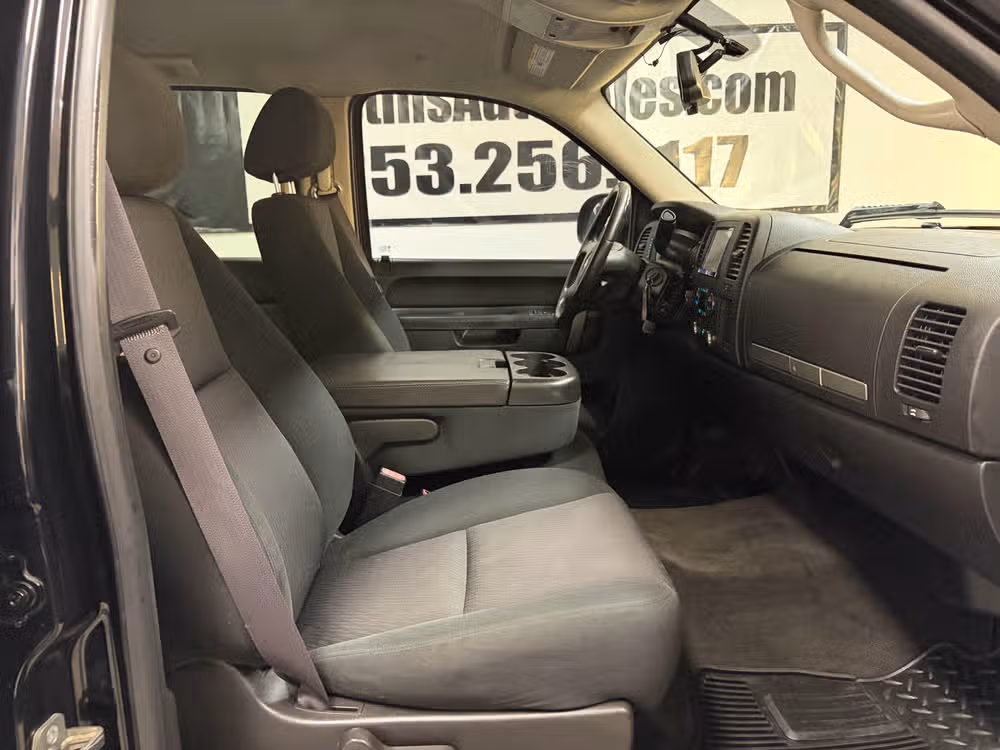 2011 Chevrolet Silverado 1500 LT Crew Cab Image 20