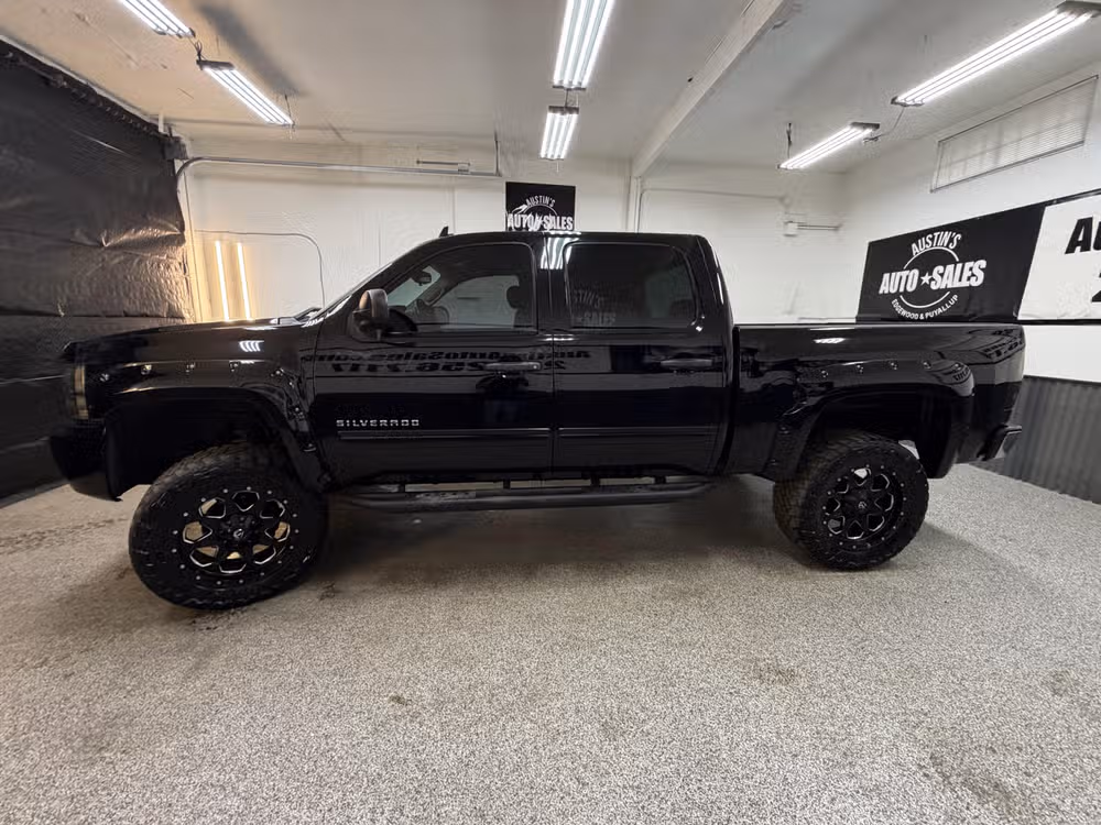 2011 Chevrolet Silverado 1500 LT Crew Cab Image 7