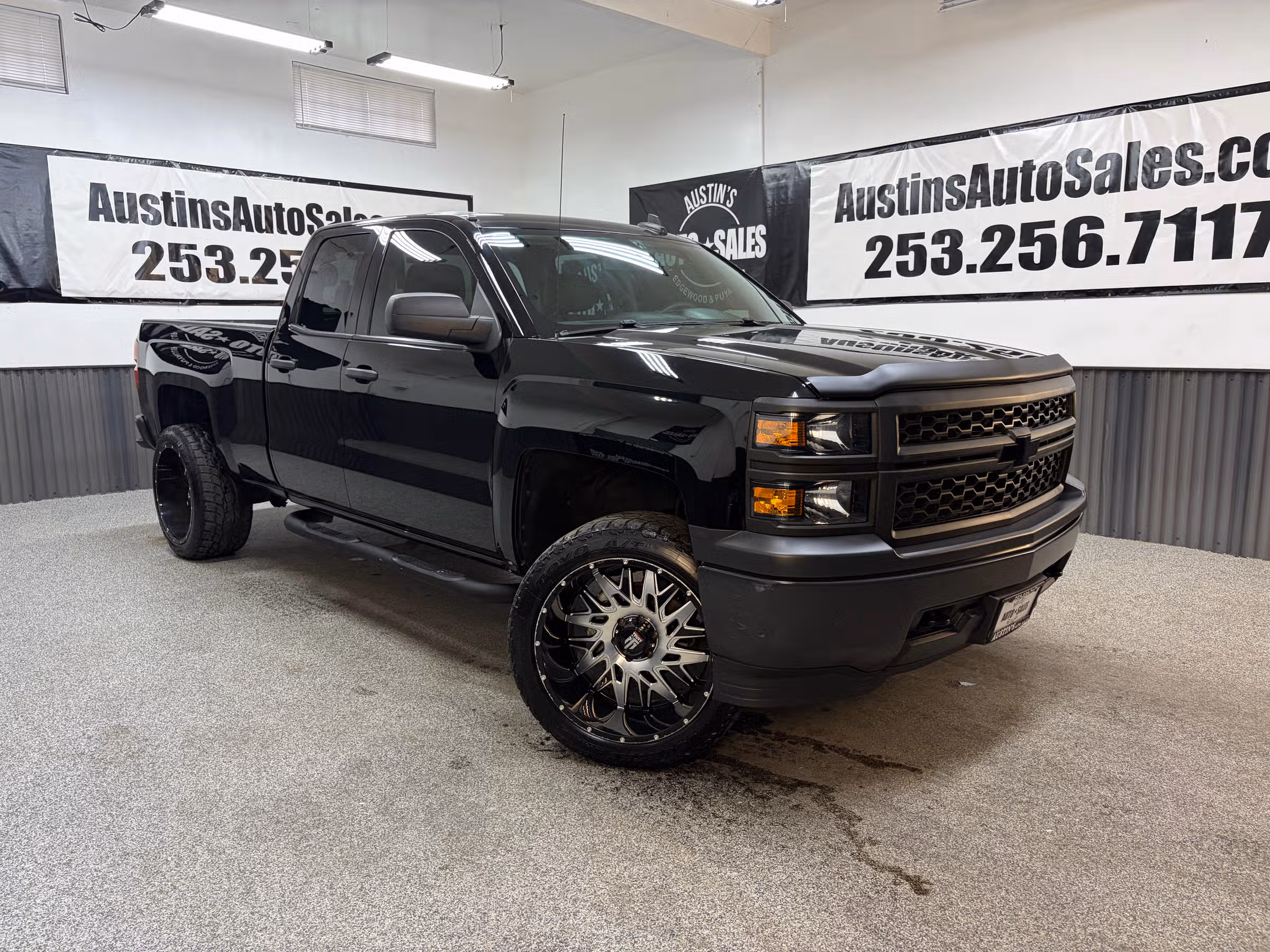 2015 Chevrolet Silverado 1500 Work Truck Double Cab Image 1