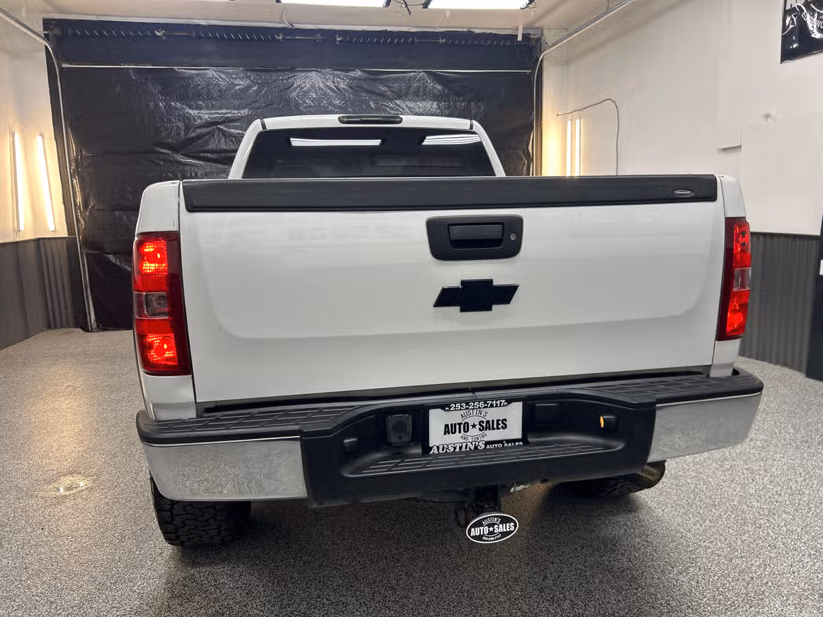 2013 Chevrolet Silverado 1500 LT Extended Cab Image 5