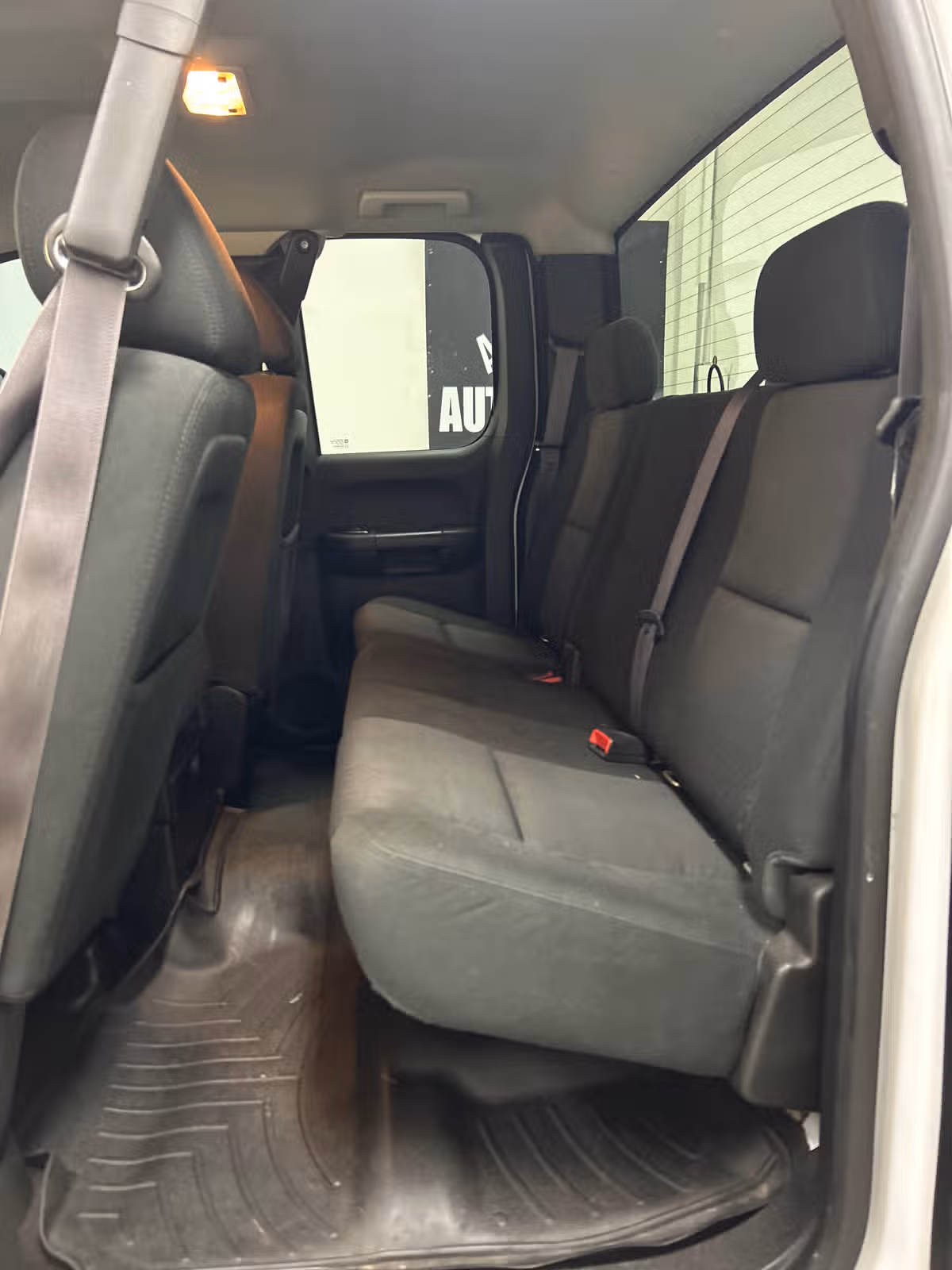 2013 Chevrolet Silverado 1500 LT Extended Cab Image 10