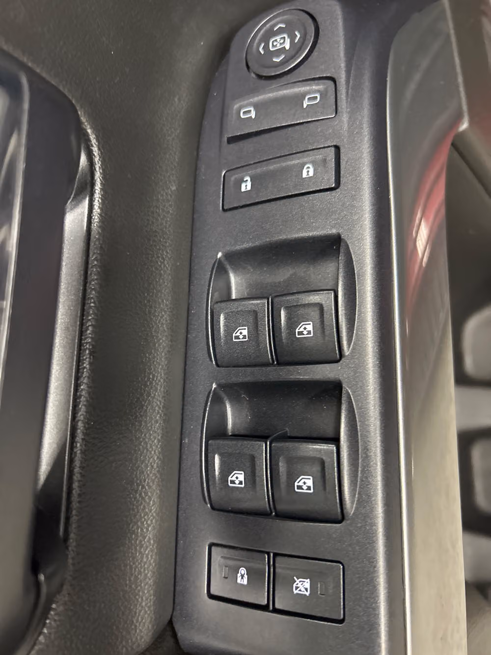2015 Chevrolet Silverado 1500 LT Double Cab Image 9