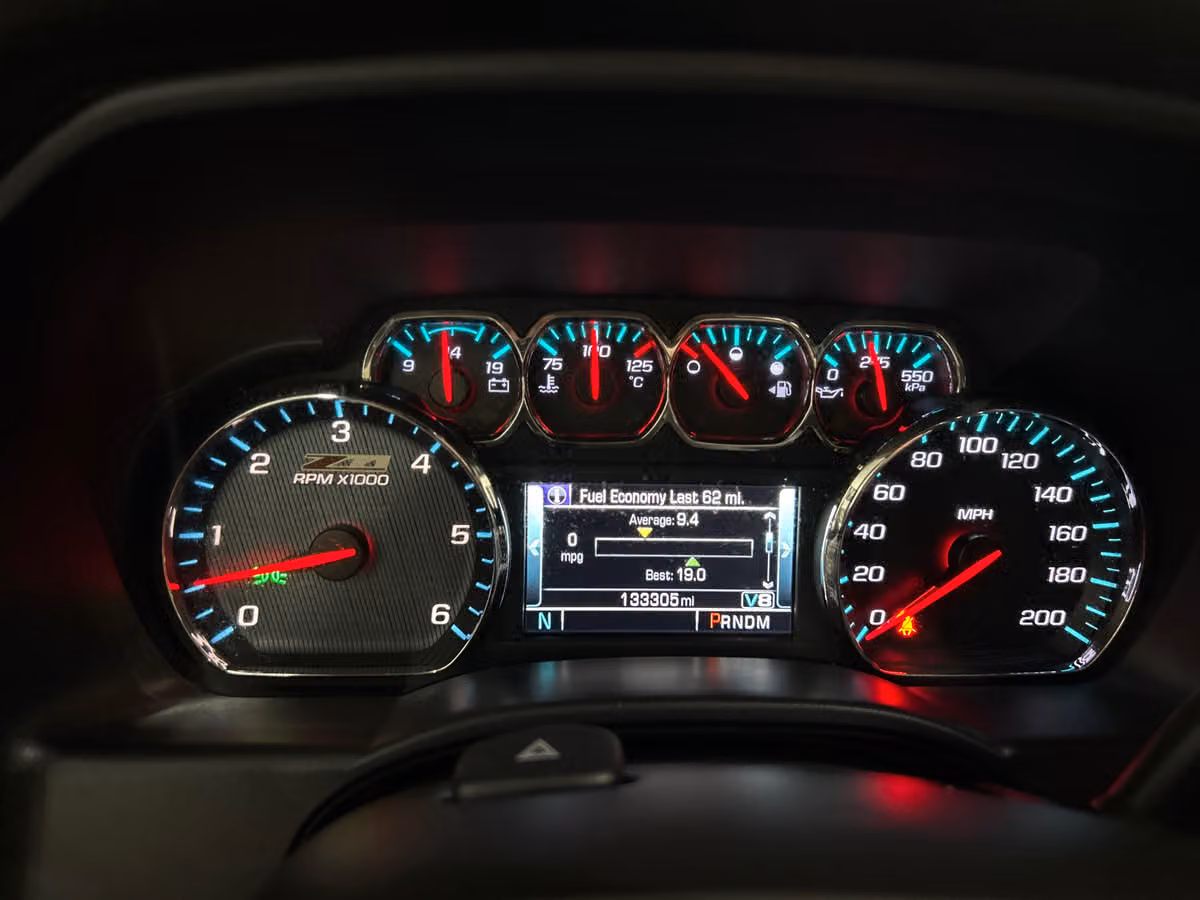 2015 Chevrolet Silverado 1500 LT Double Cab Image 17