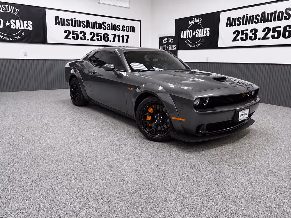 2023 Dodge Challenger R/T Scat Pack Image 1