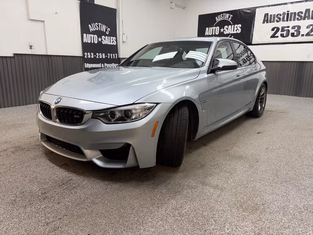 2015 BMW M3 Base Image 6