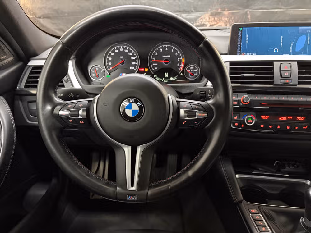 2015 BMW M3 Base Image 11