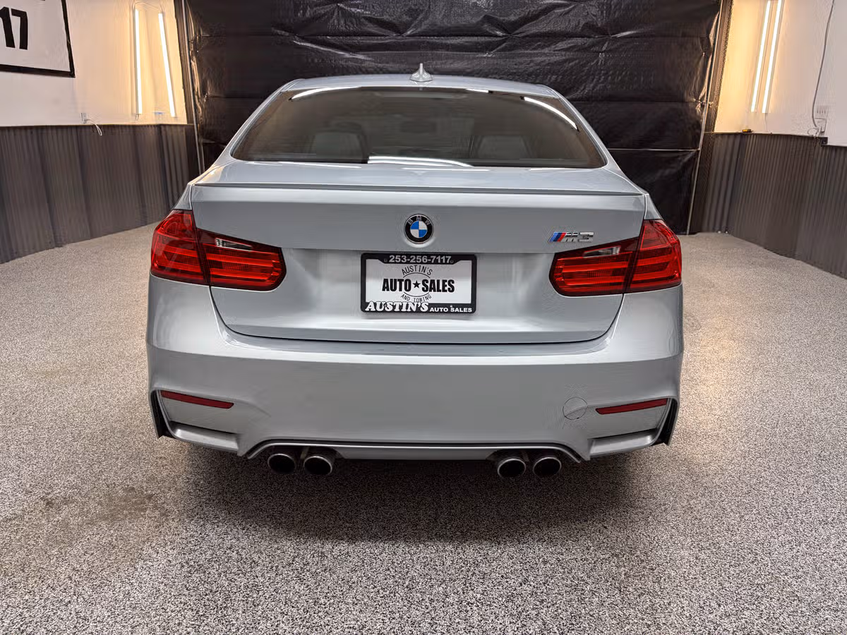 2015 BMW M3 Base Image 4