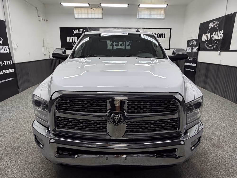 2014 Ram 2500 Laramie Crew Cab Image 5