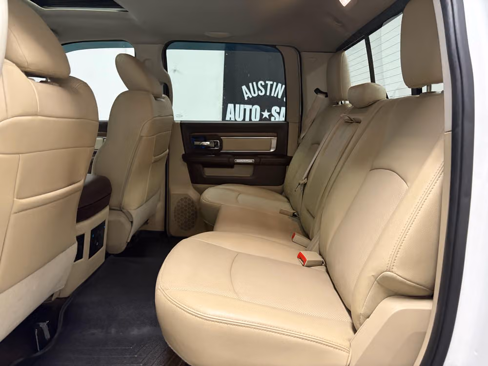 2014 Ram 2500 Laramie Crew Cab Image 19