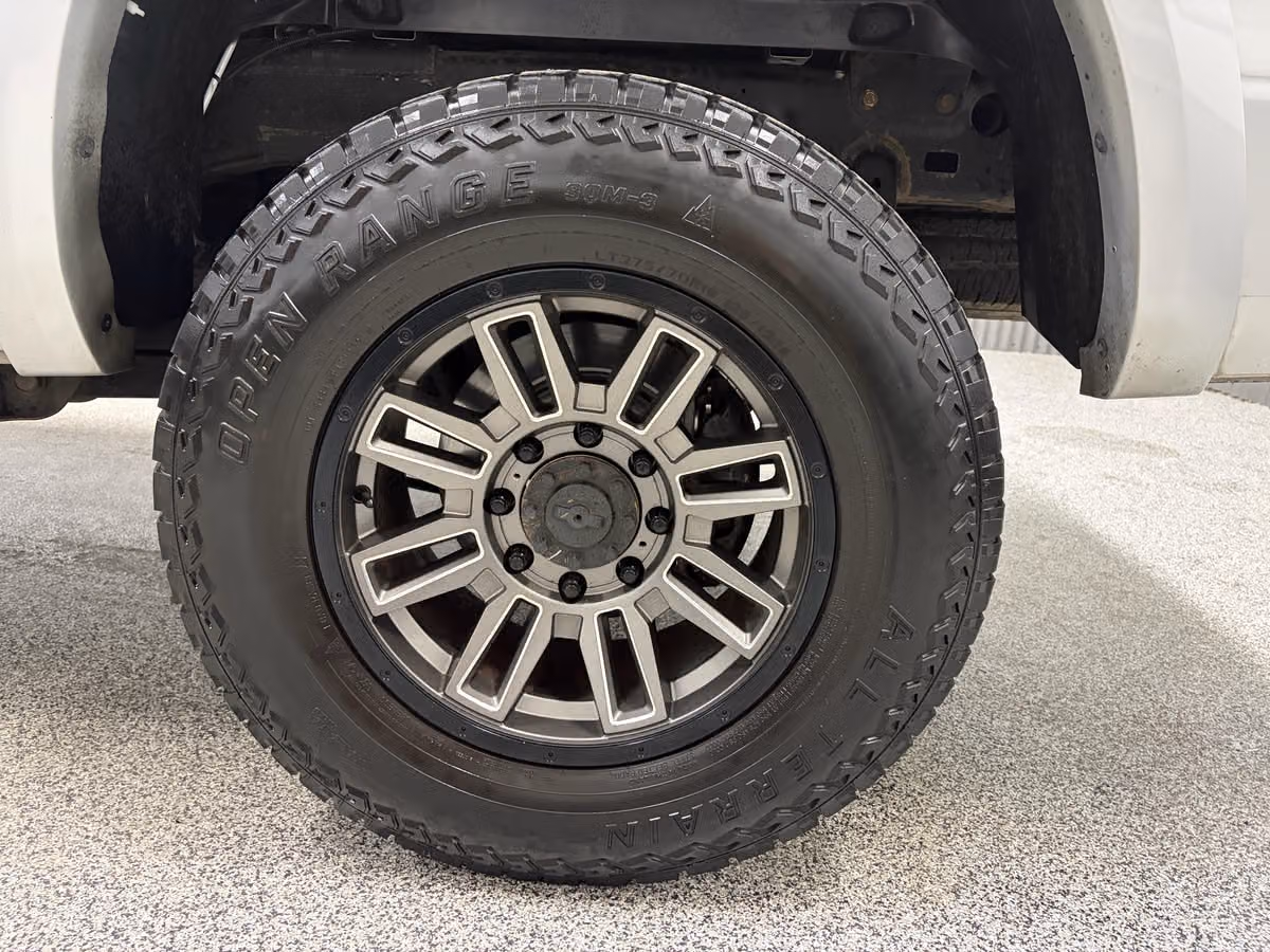 2014 Ram 2500 Laramie Crew Cab Image 9